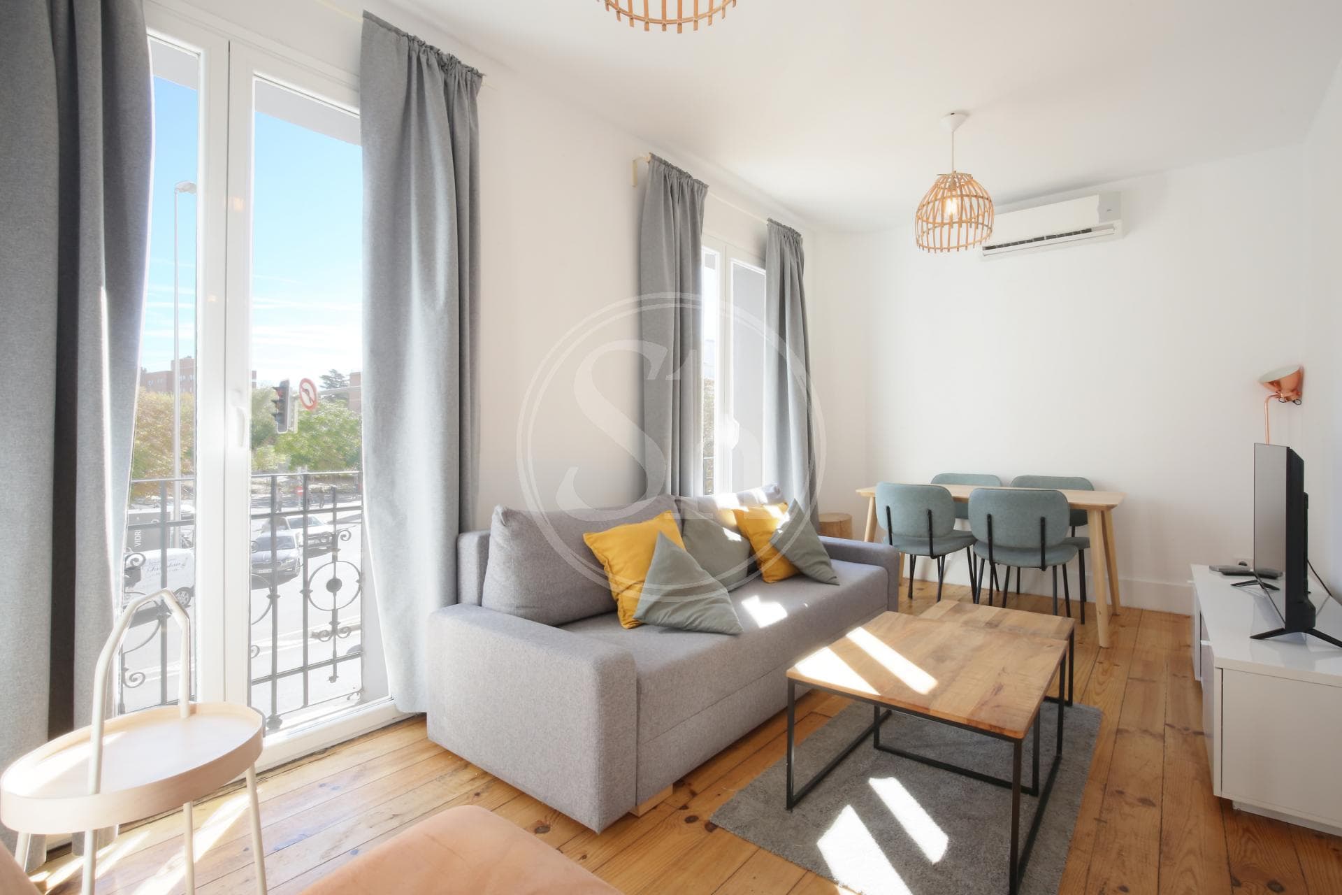 Ofelia Nieto - Francos Rodriguez | Tetuán | Madrid | REF T20612-0
