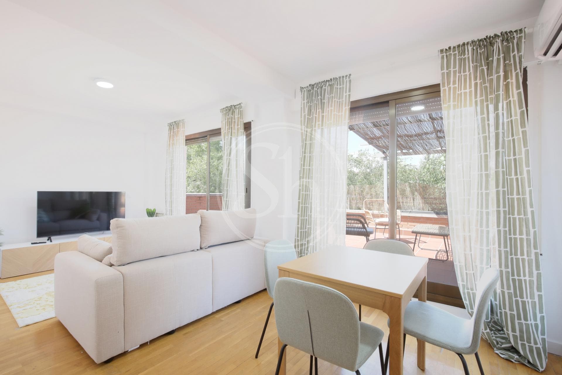 property_image_3